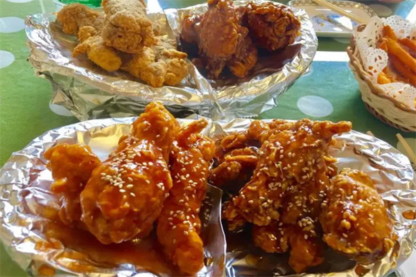 熊甜喵炸鸡研究所加盟